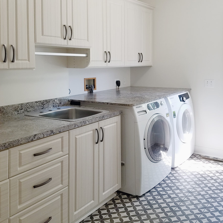 Green Bay - Laundry Room Organization
